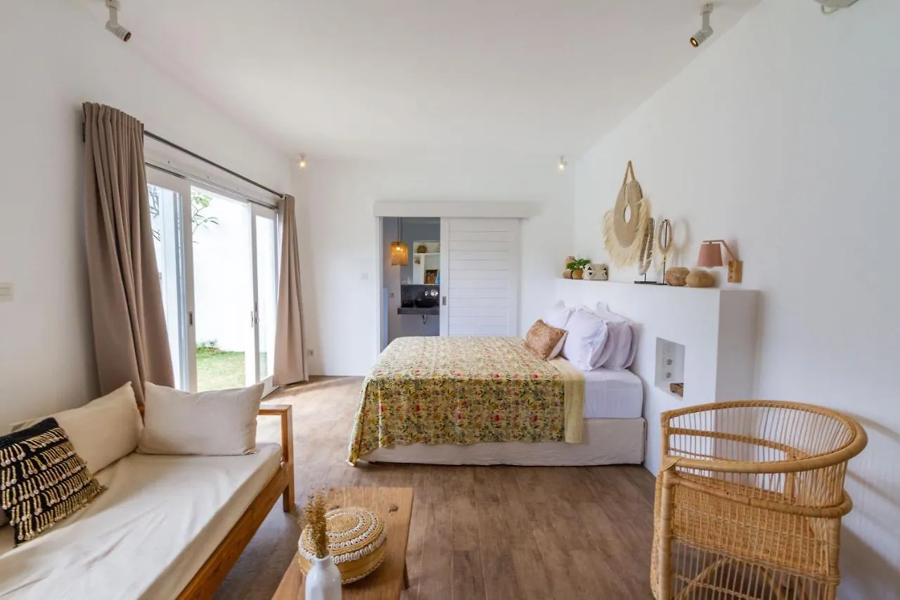 Villa M2 Seminyak By Alfred In Bali