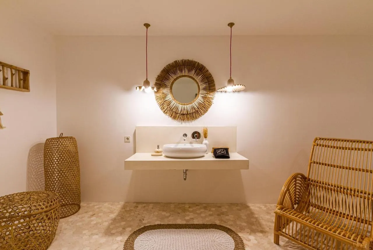 Villa M2 Seminyak By Alfred In Bali
