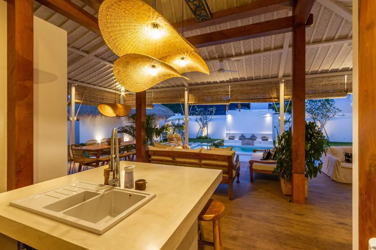 Villa M2 Seminyak By Alfred In Bali