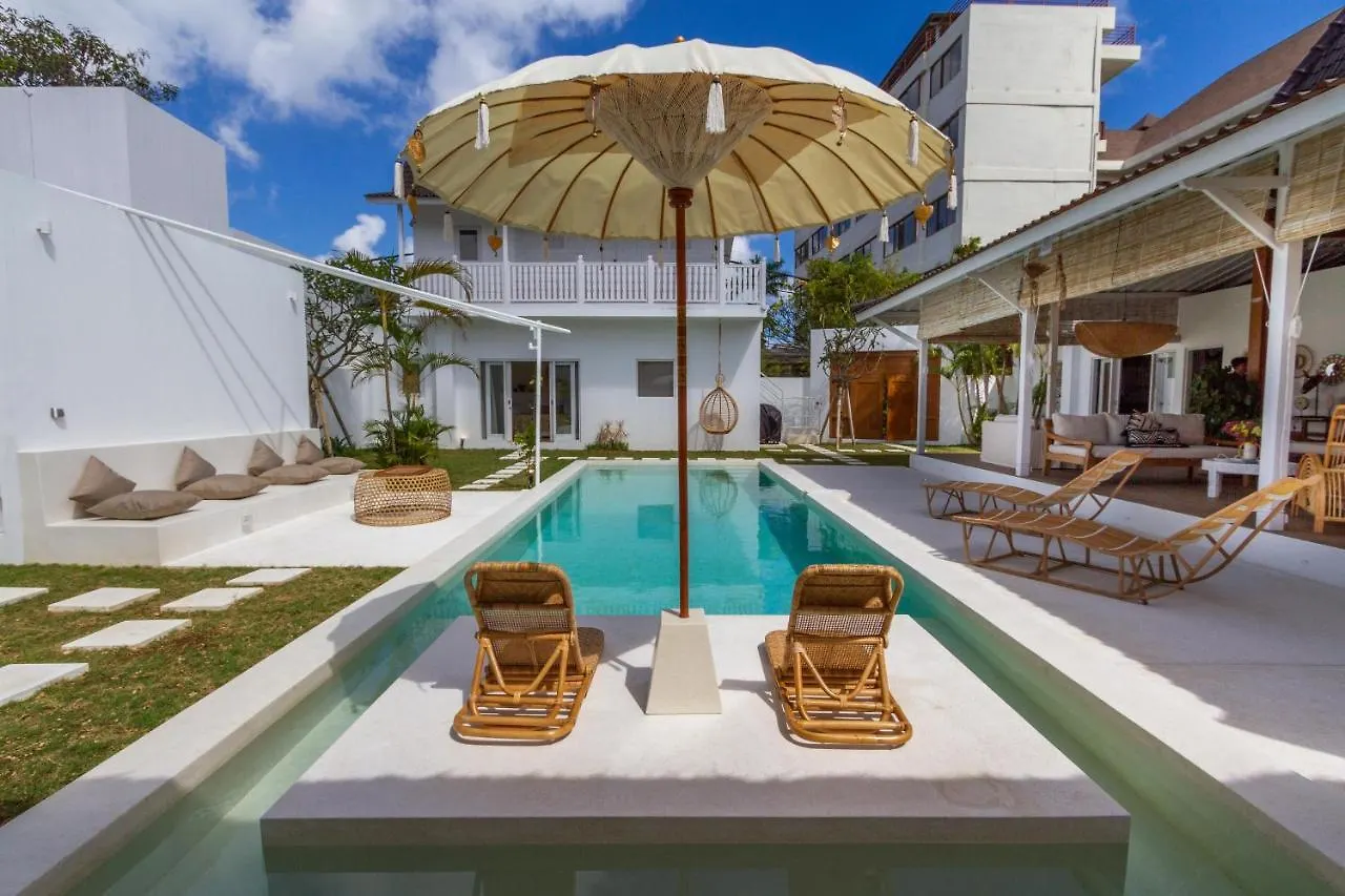 Villa M2 Seminyak By Alfred In Bali  سمينياك