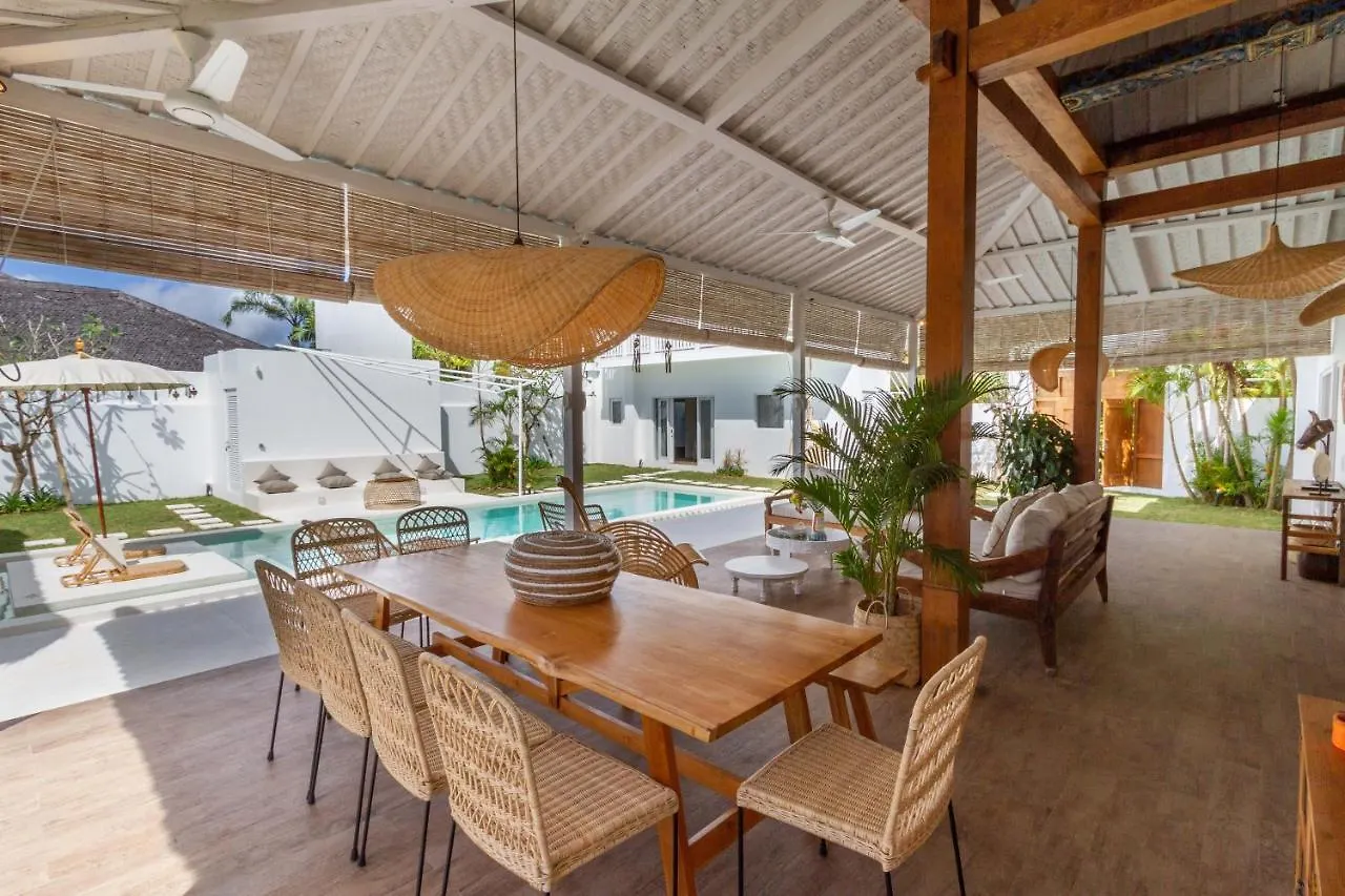 Villa M2 Seminyak By Alfred In Bali